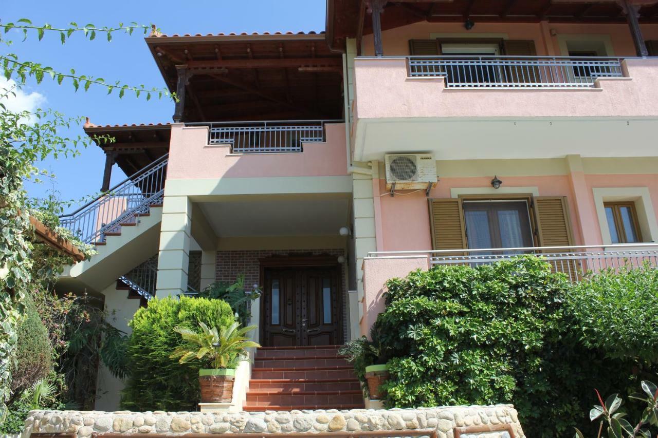Tosis Apartments Svoronata Bagian luar foto